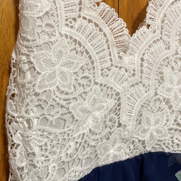 Open Back High-Low Dress - Picture 5 of 5